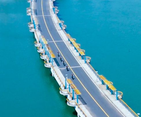 Hug your love in the sun