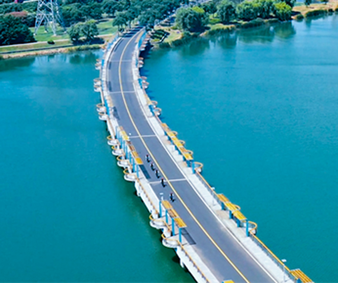 Hug your love in the sun