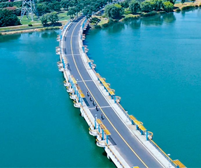 Hug your love in the sun